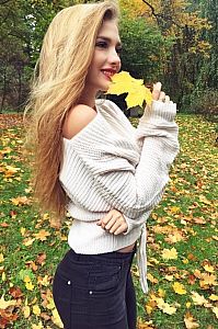 милана, метро Коммунарка милана, метро Коммунарка